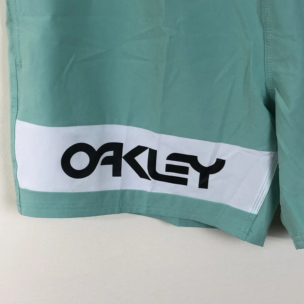 Oakley Beach Swimming Trunks Shorts Men's Sz 2XL Aqua Green Outdoors